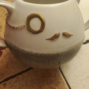 Cozy Carolers Sugar & Creamer